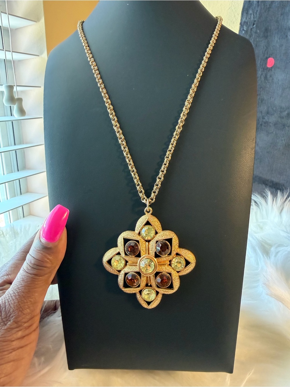 Sarah Coventry Gold-Tone Floral Gem Pendant Necklace -